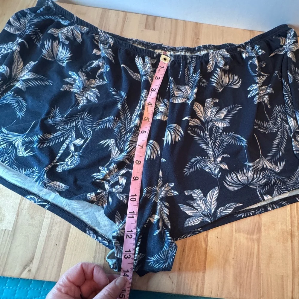 Secret Treasures 3X Tropical Print Lounge Shorts Elastic Waist Plus Size